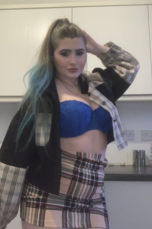 Online Callgirl in Karachi